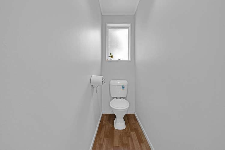 2/10 Norrie Smith Avenue Flat Bush_8