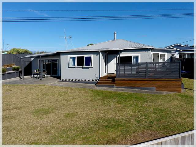 2 Watchorn Place Foxton Beach_3