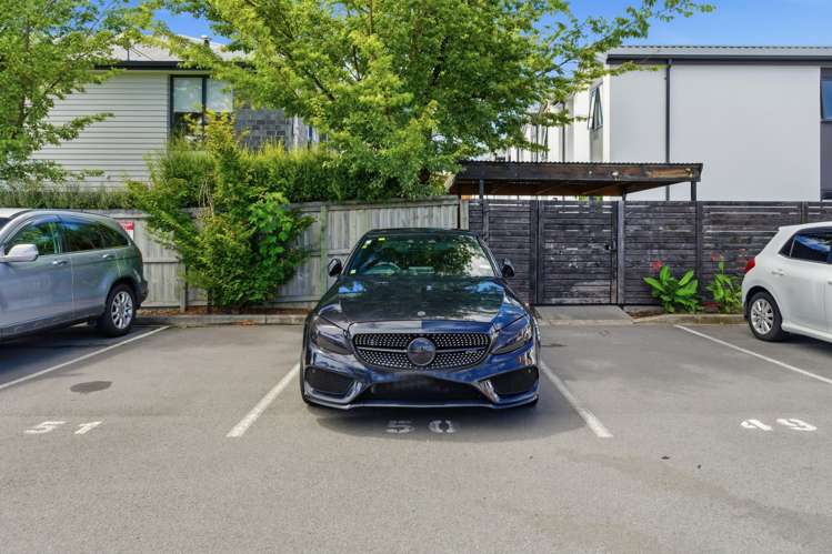 51/10 Buffon Street Waltham_19