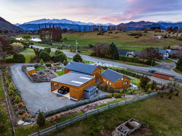 179 Wanaka-Mount Aspiring Road Wanaka_2