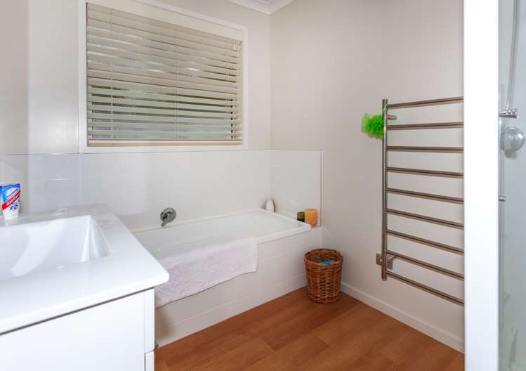 7 Laycock Road Tairua_21