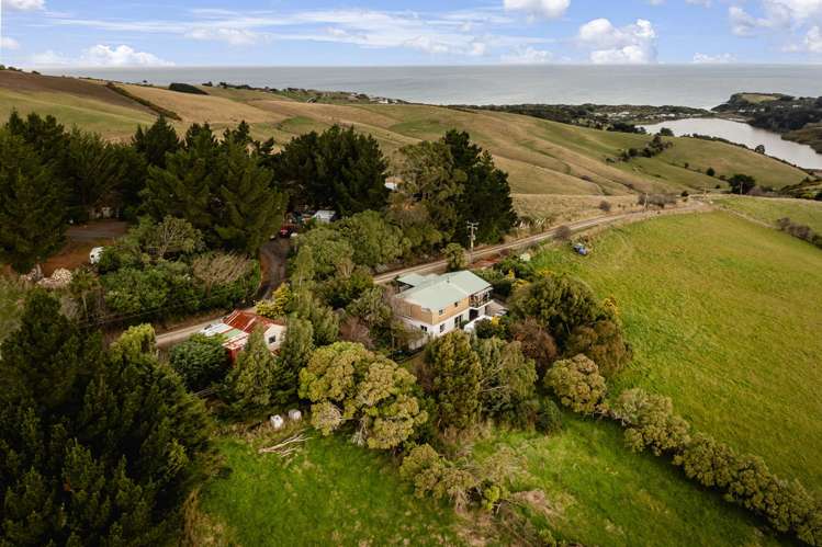 44 and 58 Hilton Road Highcliff_44