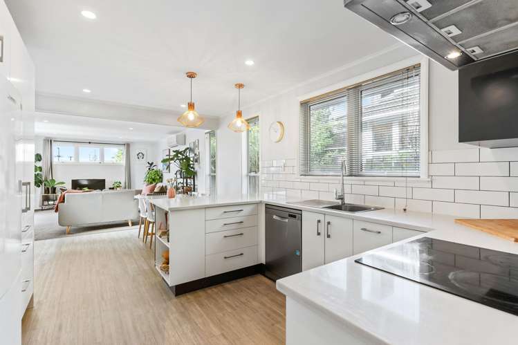 4 Hayman Place Beach Haven_4