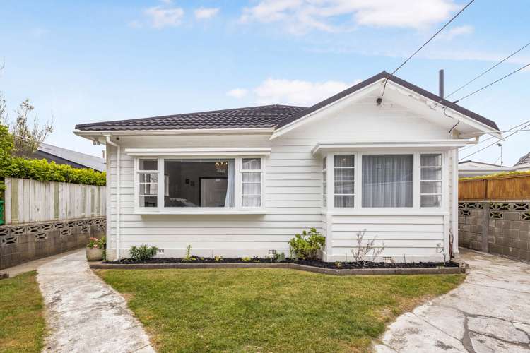 23 Falkirk Avenue Seatoun_2