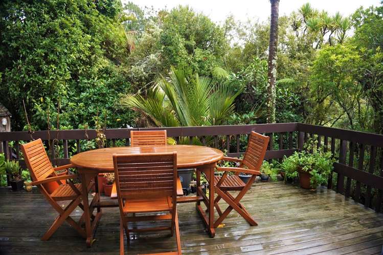 35 Valley Road Titirangi_9