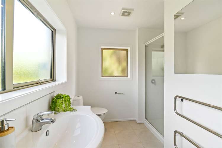 412 Birchs Road Lincoln_16