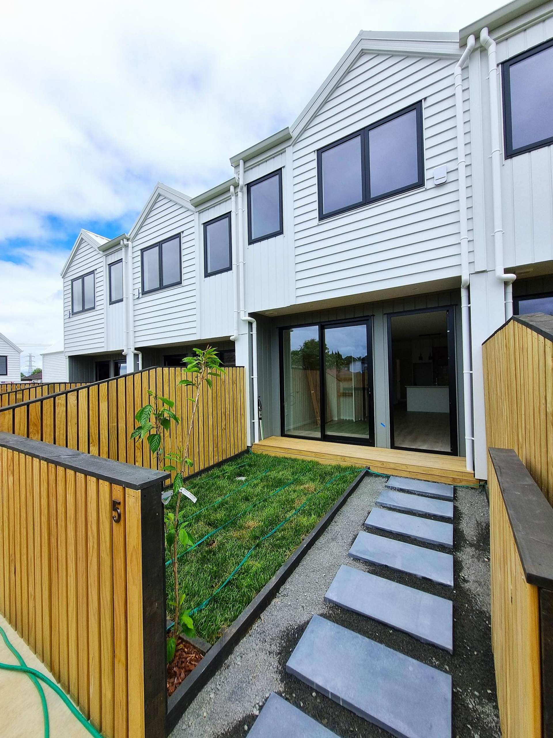 Lot 5/123 Barrack Road Mount Wellington_0