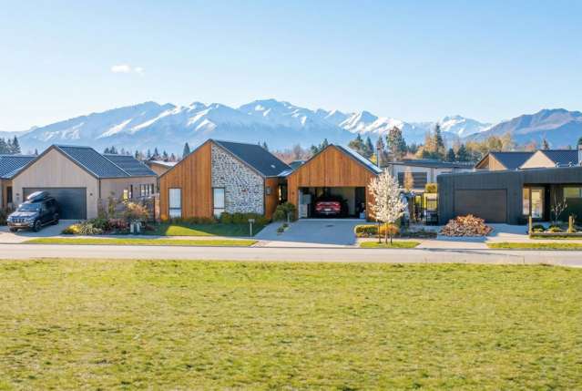 10 Doug Ledgerwood Drive Wanaka_1