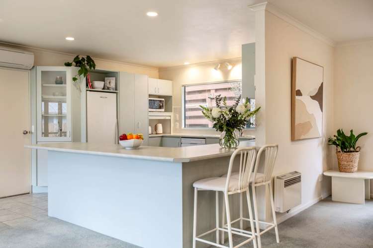 2/6 Wairere Road Torbay_5