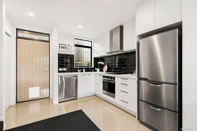 18/15 Chivalry Road Glenfield_4