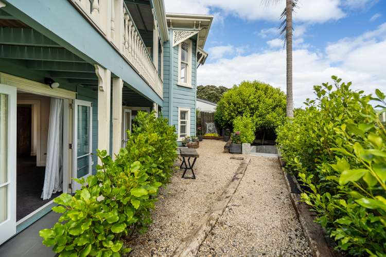 2/74 Victoria Road Devonport_24