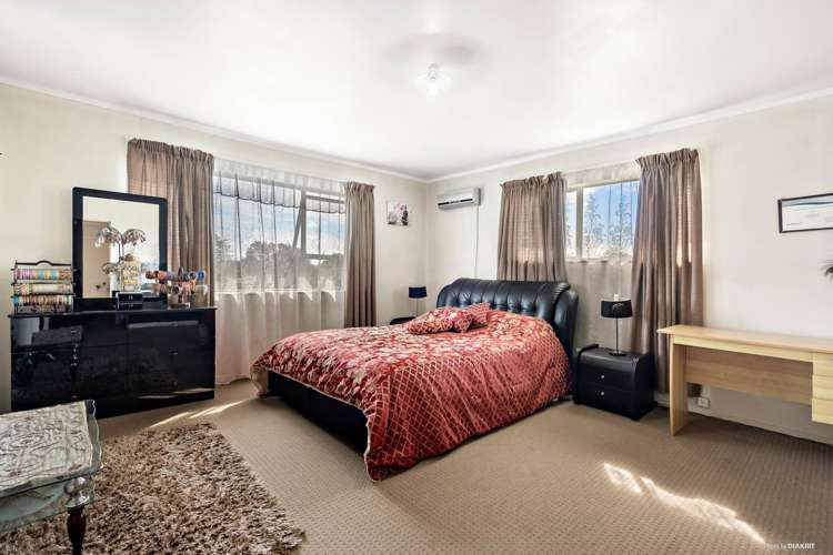 5/81 West Coast Road Glen Eden_13