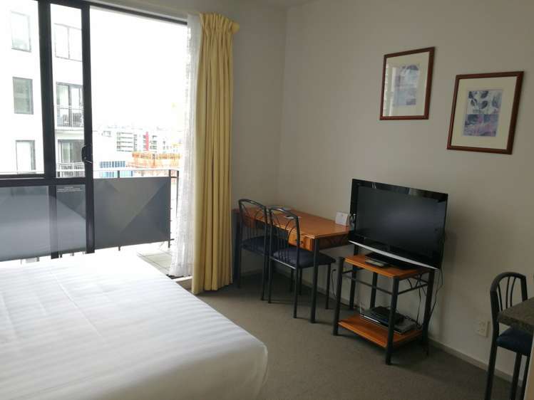 8e/50 Eden Crescent Auckland Central_2