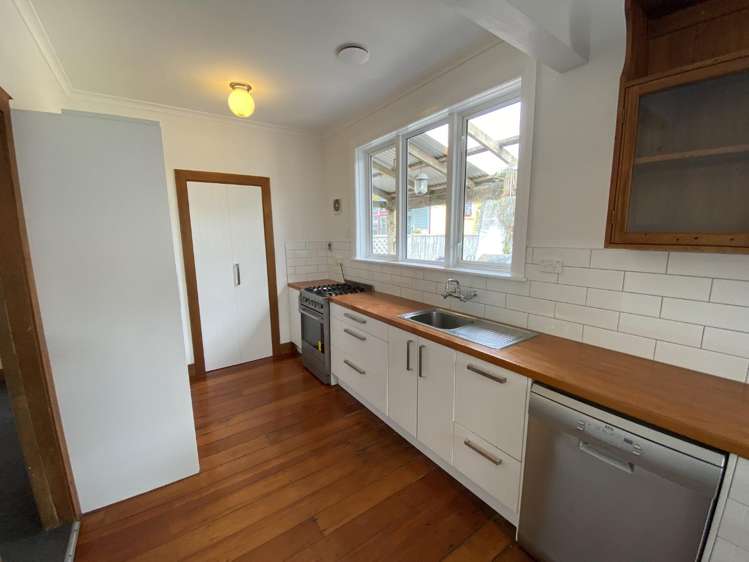 37 Miro Street 1309_5