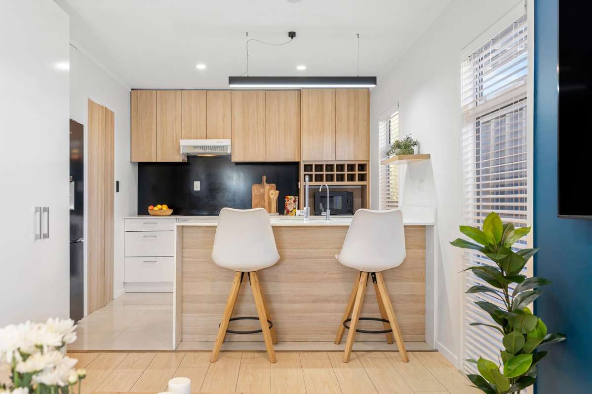 3/66A Birkdale Road_0