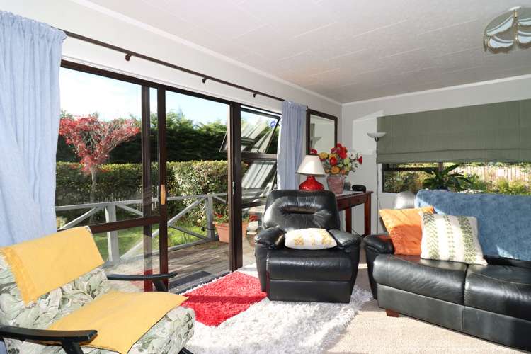 250b High Street North Carterton_5