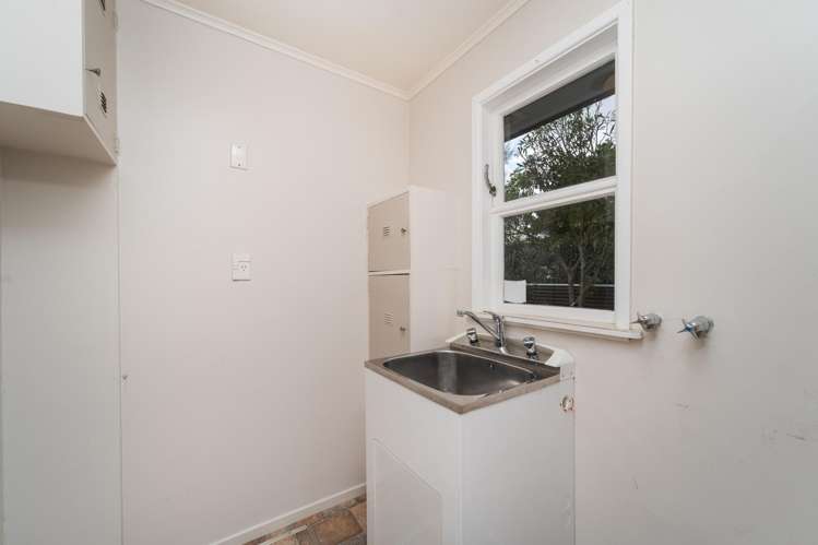 15B Wikiriwhi Crescent Awapuni_6
