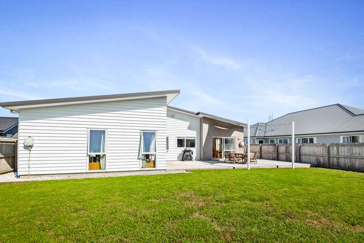 16 Larmer Drive Kumeu_4