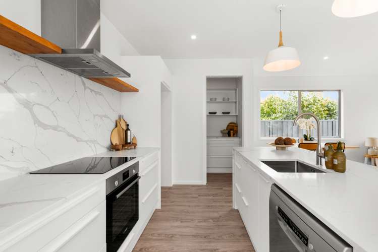 9 Raceview Close Raureka_5