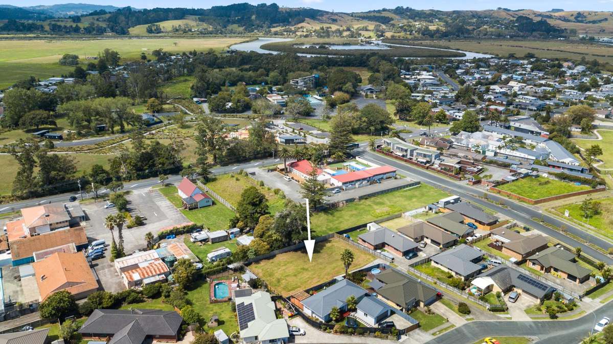 12 and 14 Aitkenhead Court, Parakai_2
