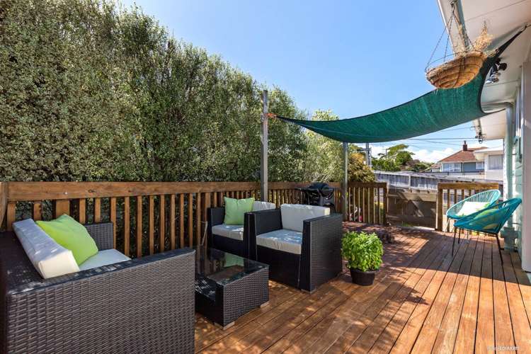 16 Kiernan Place Kelston_7