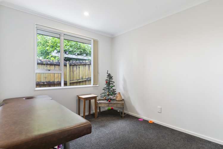 2 Richard Halse Drive Manurewa_12