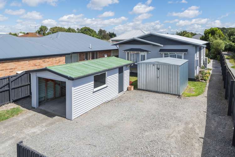 681 Worcester Street Linwood_16