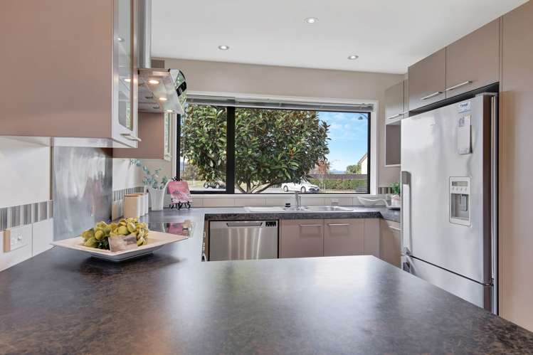 42 Clematis Place Wigram_10