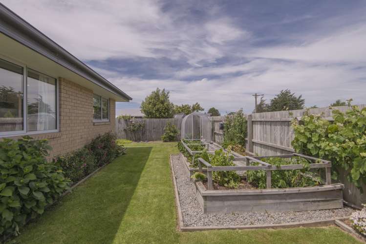 39b North Terrace Darfield_15