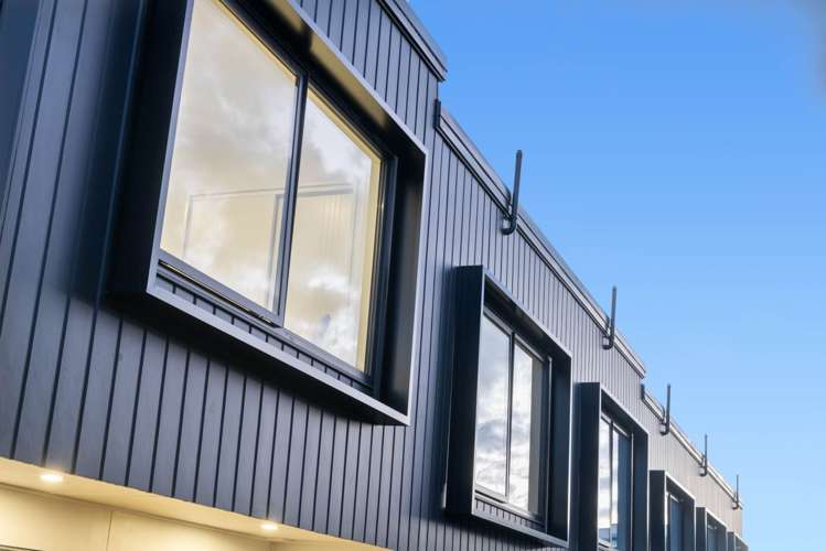 2/11 Jaemont Avenue Te Atatu South_23