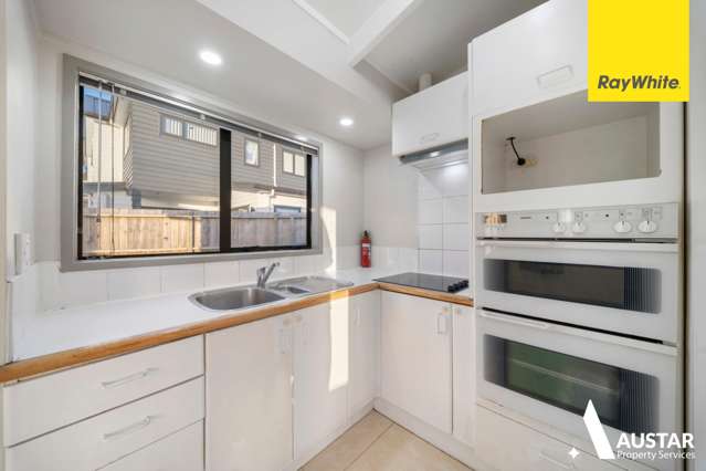 A/30 Rogan Street Hillsborough_4