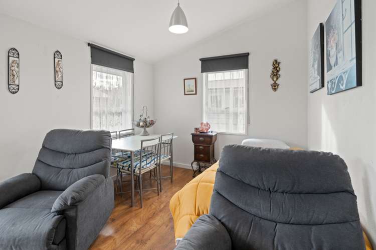 22 Colville Street Masterton_11