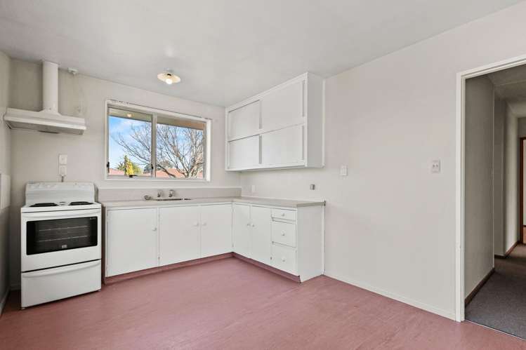 2/68 Kawau Crescent Bromley_6