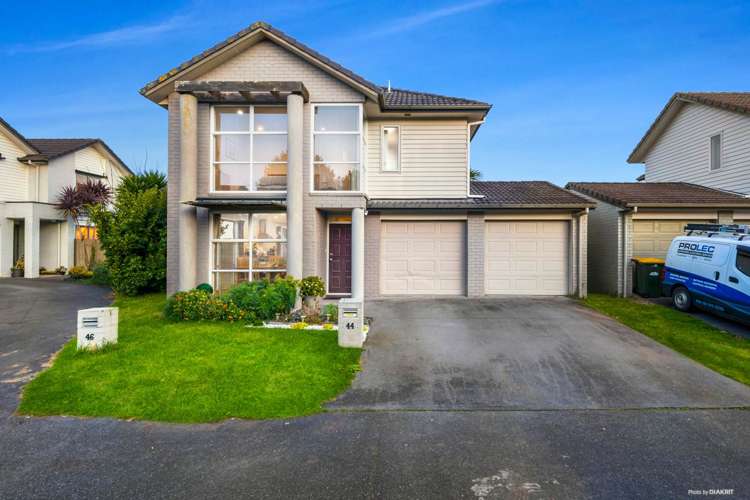 44 The Track Takanini_0