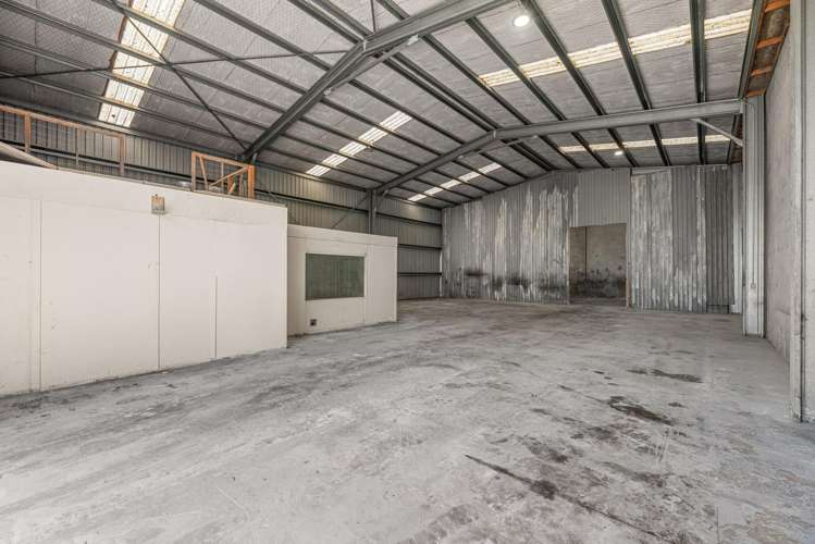 2/306 Chadwick Road Greerton_5