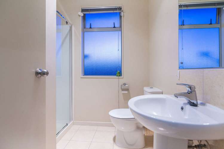 29 Manchester Drive Flat Bush_20