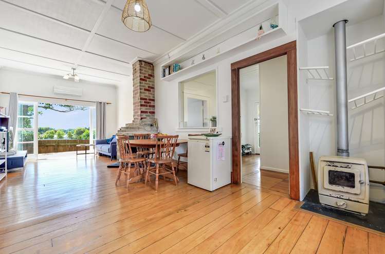 75 Tuhikaramea Road Dinsdale_9