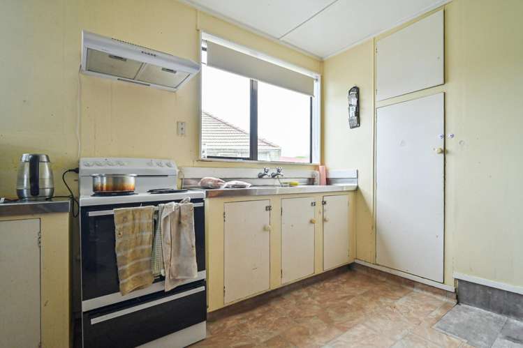 301 Ruru Place Camberley_3