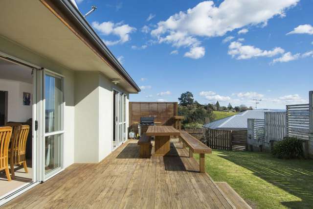 11 Maggie Place Ohauiti_2