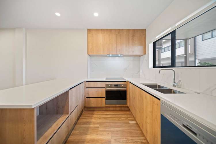 G02/5 Newelm Lane Flat Bush_9