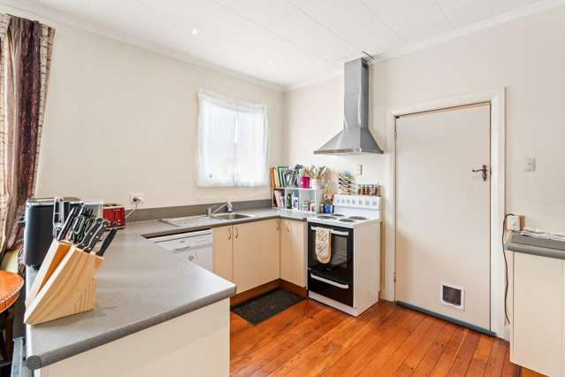 7 Athol Place Ravensbourne_1