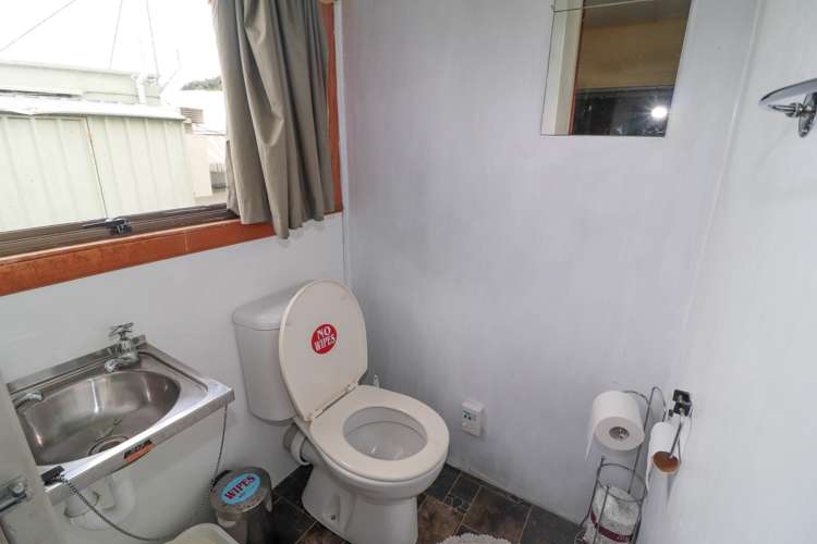 C15 - 473 Thames Coast Road Thames_11