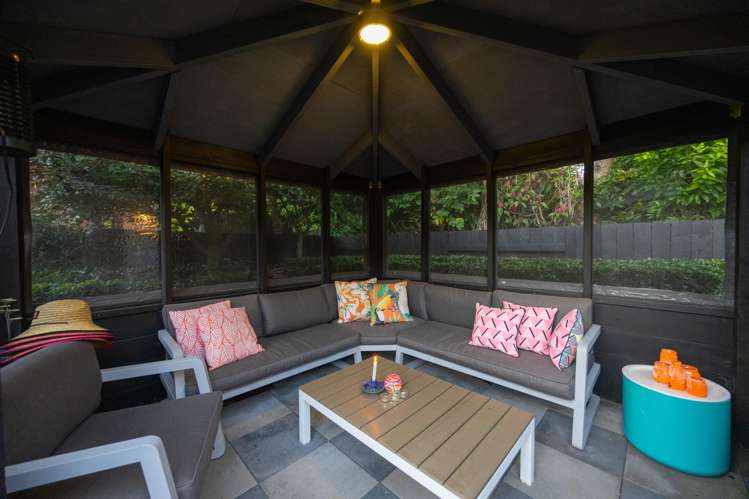 9 Ranara Court West End_15