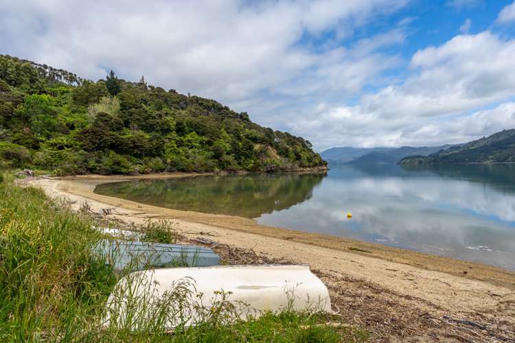 3 Sandy Bay Road Kenepuru Sound_8