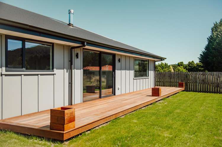 5 Wicken Place Reefton_5