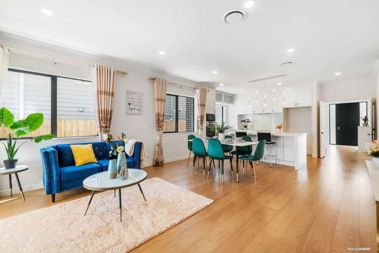 43 Tinaku Road Flat Bush_1