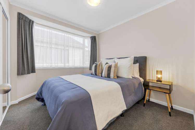 9 Bradbury Road Botany Downs_17