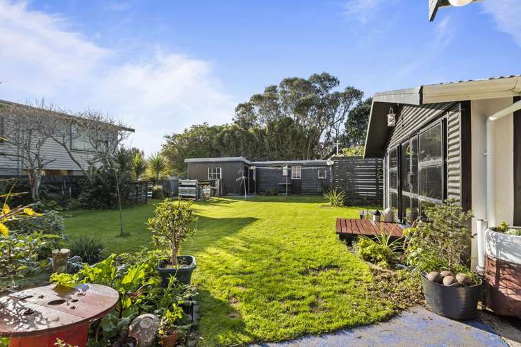 69 Domett Street Opunake_22