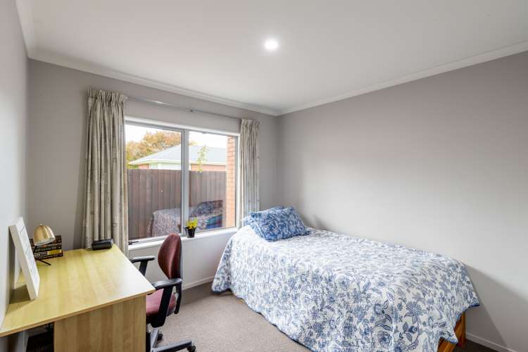 5a Voss Street Shirley_15