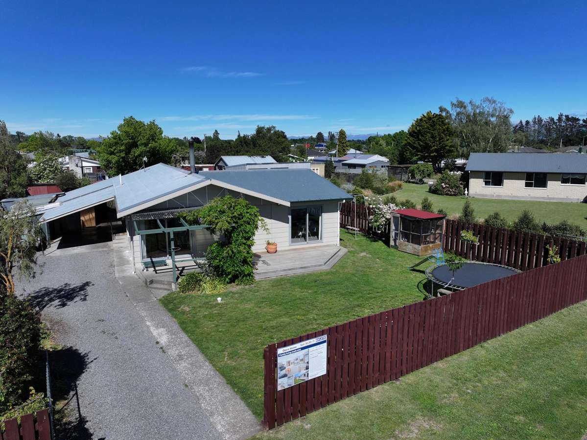 8 Leslie Street_0